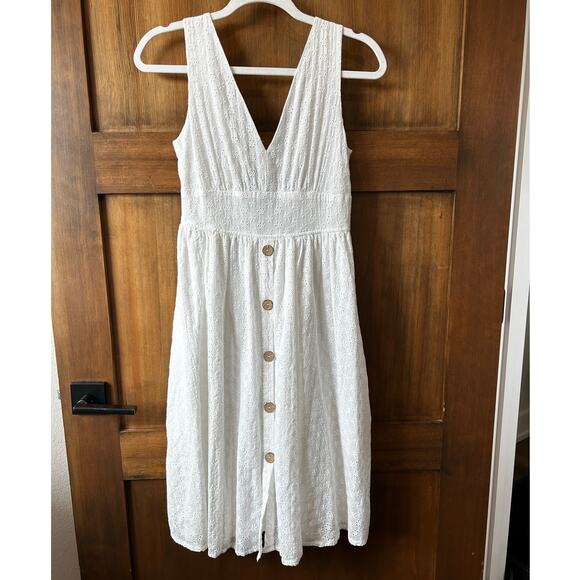 Altar'd State‎ Eyelet Embroidered Halter White Dress Sz Small Women 100% Cotton - Picture 2 of 11
